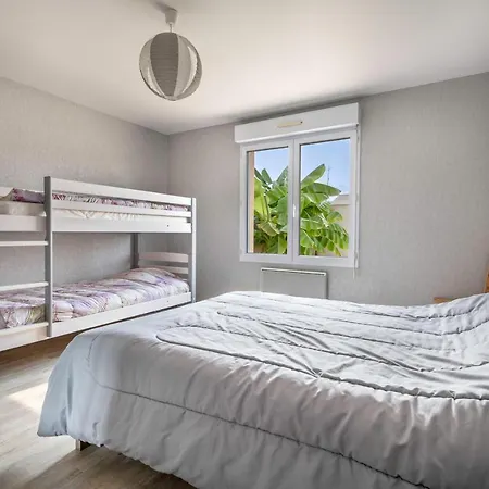 Maison 10p Au Calme 200m