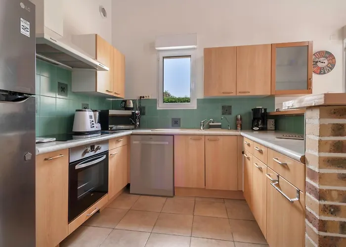 200m Mer, Maison 6 Adultes 4 Enfants *