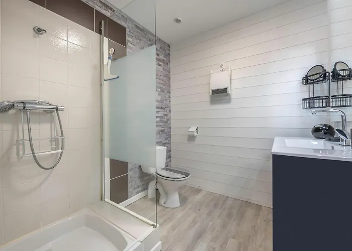 Vakantiehuis 200m Mer, Maison 6 Adultes 4 Enfants